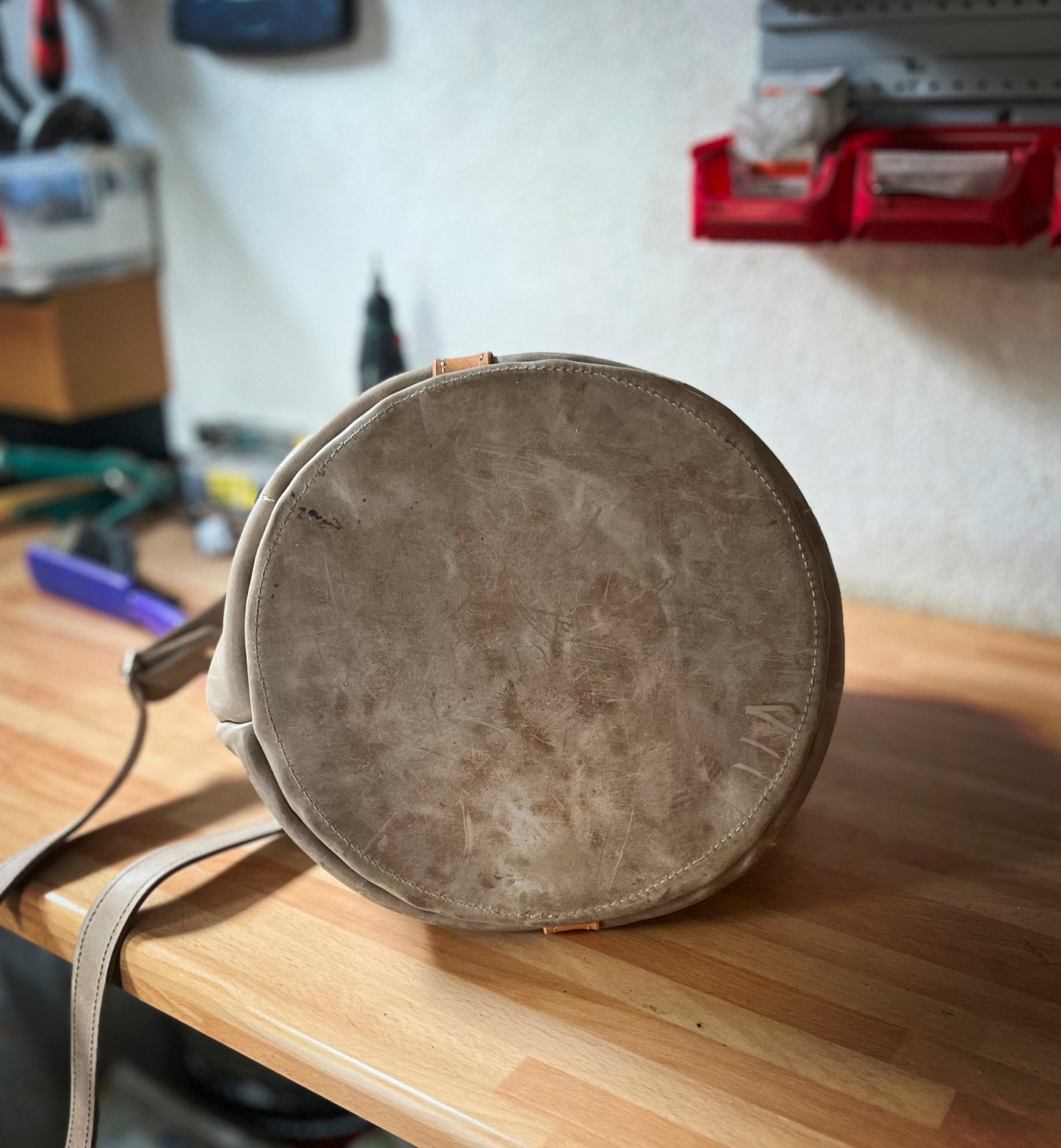 Werkzeugtasche Leder – robuste Eimertasche mit Außentaschen – praktische Aufbewahrung für Werkzeuge