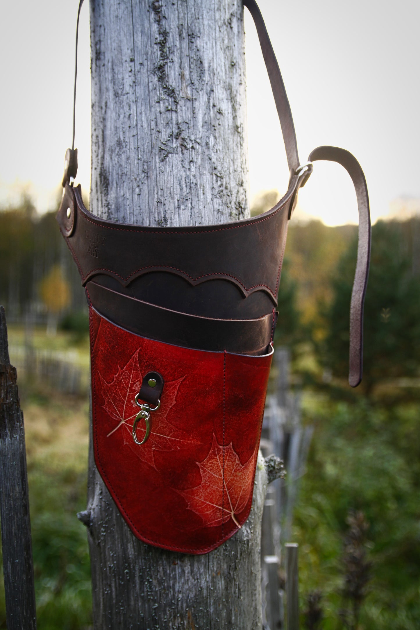 Garten-Werkzeuggürtel aus Leder – limitierte Herbstedition mit Blätterdruck | handgefärbt & individuell