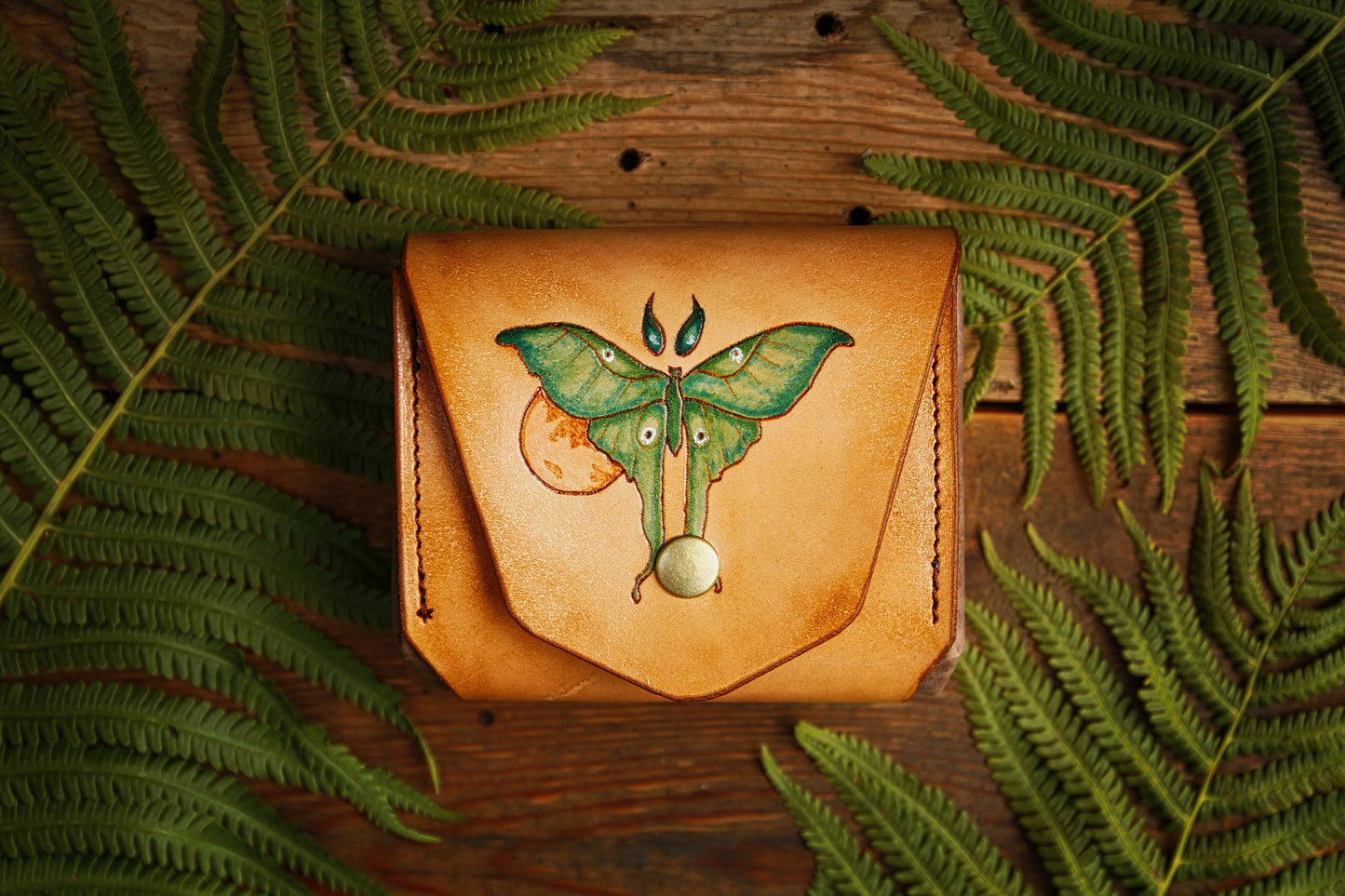 Liten Luna-plånbok "Green Luna Moth", läderplånbok