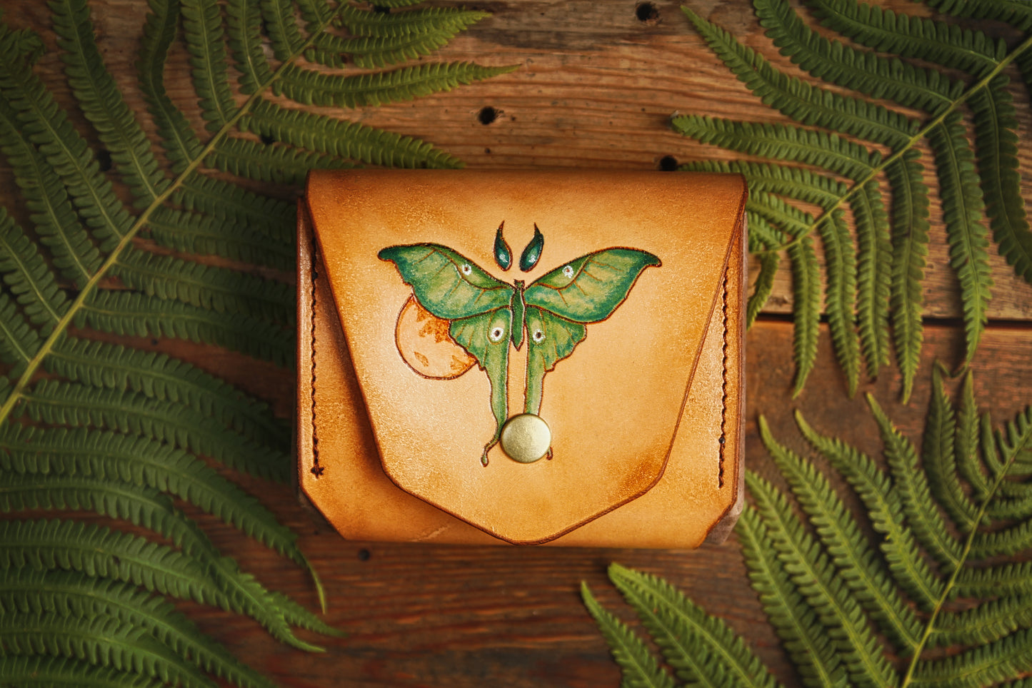 Liten Luna-plånbok "Green Luna Moth", läderplånbok