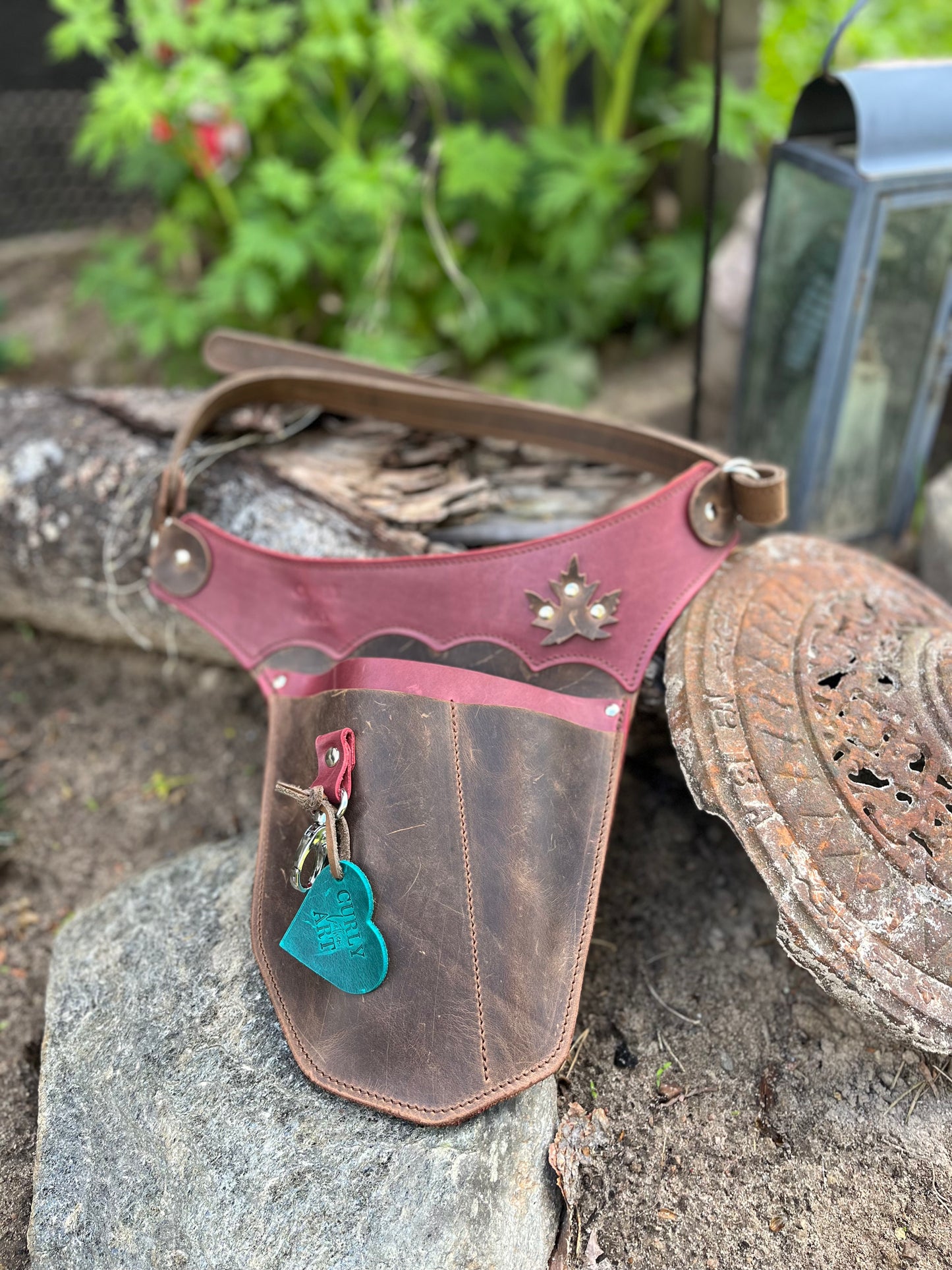 Individual garden tool belt for the right side of the body,