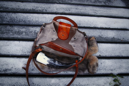 Handgefertigte Lederhandtasche "Freja" mit Vegvisir Design • Henkeltasche • Schultertasche