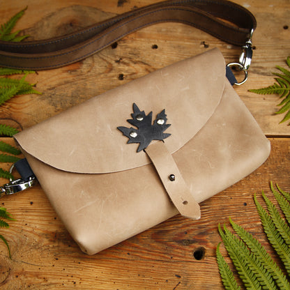 Moderne Crossbody Bag für Damen aus echtem Leder ♥ kleine Umhängetasche