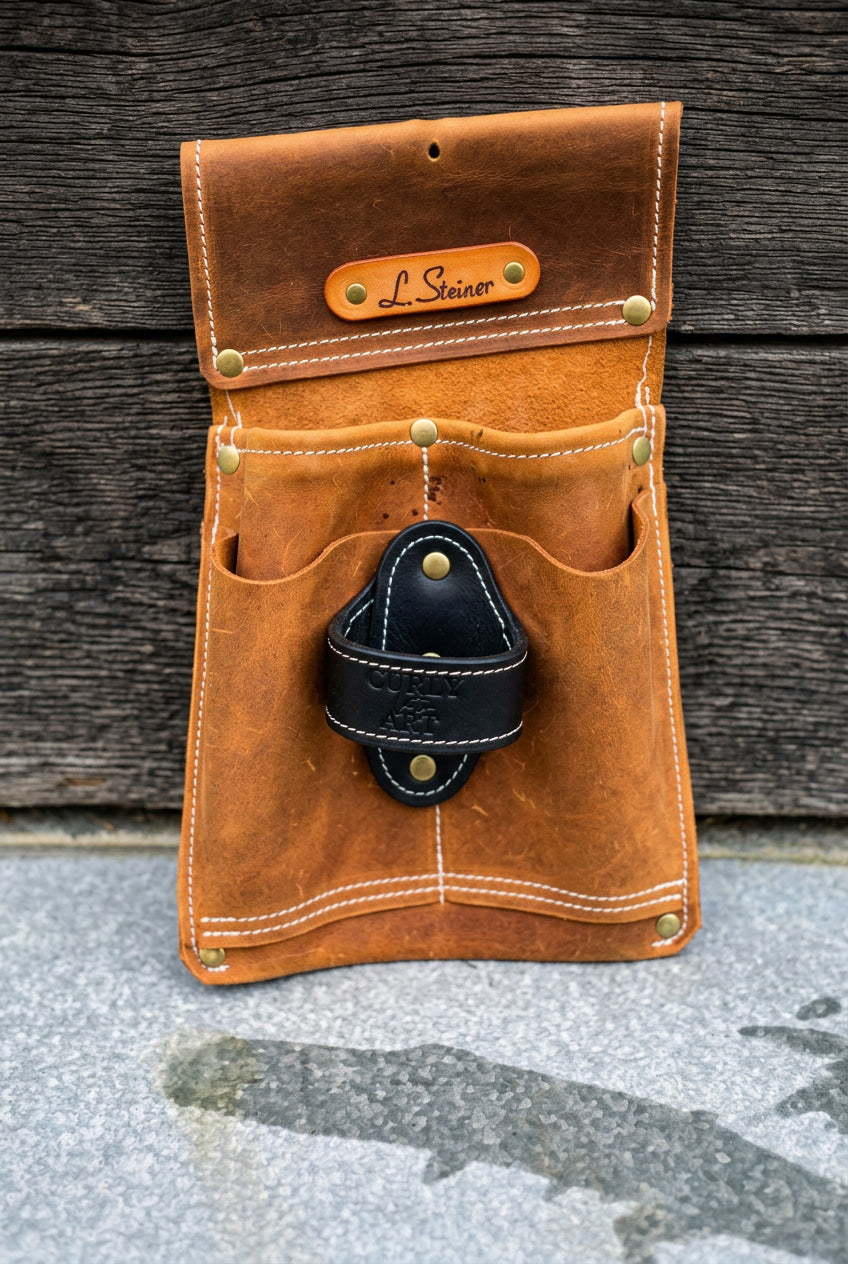 Personalisierte Leder-Werkzeugtasche mit Namensschild aus Leder und schwarzer Hammerschlaufe