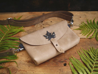 Moderne Crossbody Bag für Damen aus echtem Leder ♥ kleine Umhängetasche