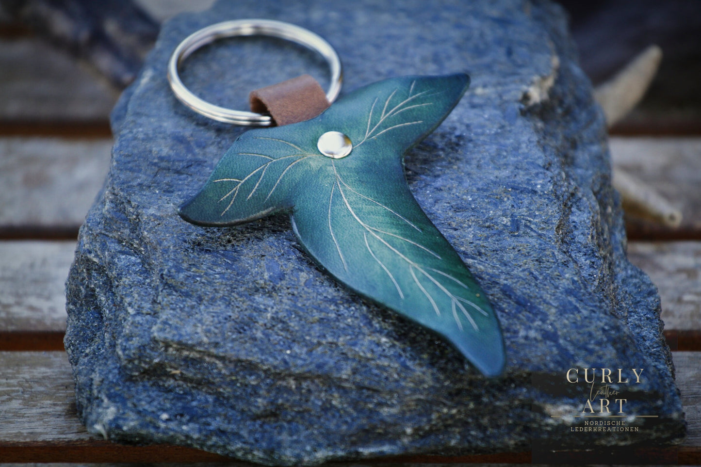 Lord of the Rings Elven Leaf Leather Keyring