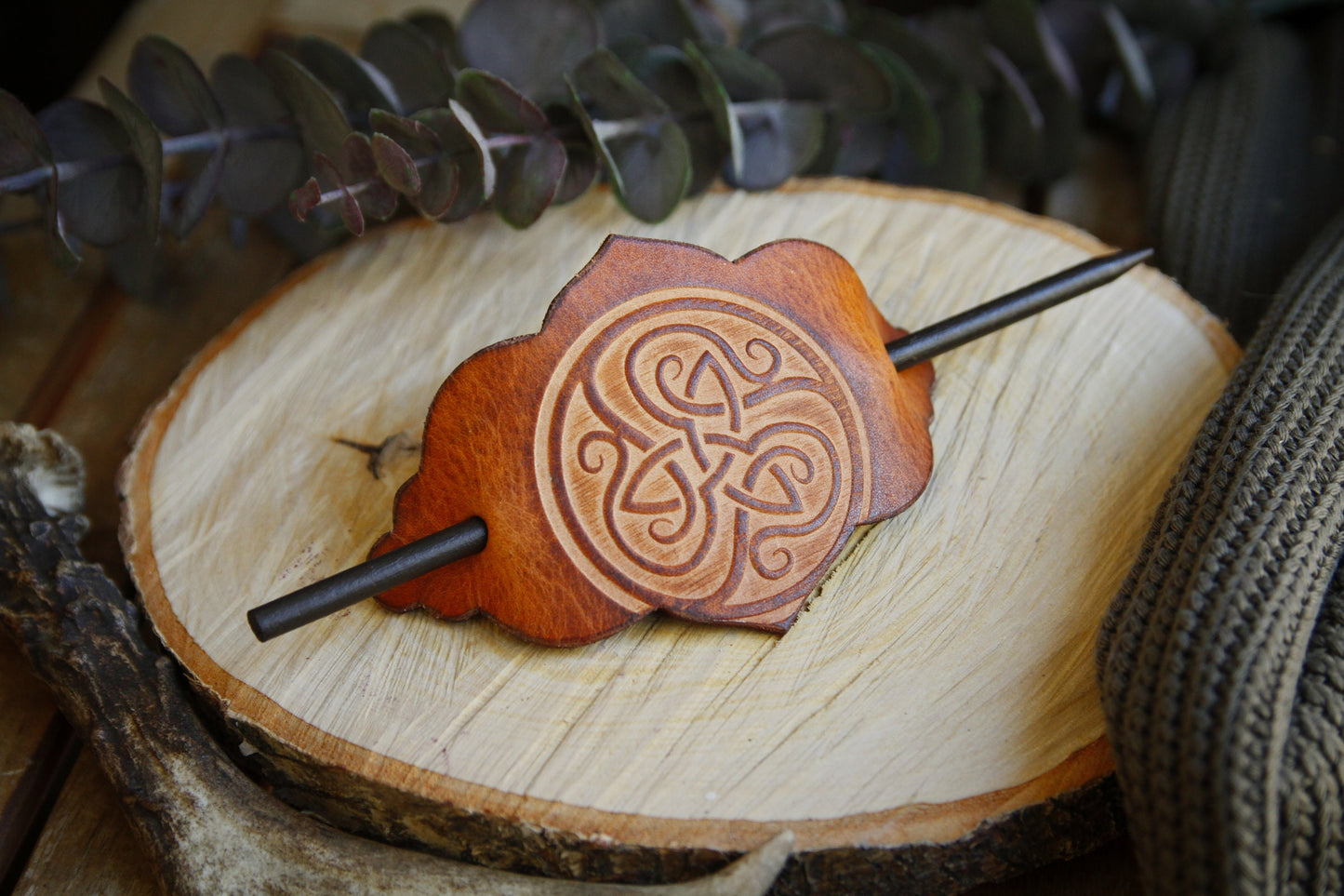 Barrette with bar, hairpin wood, celtic knot