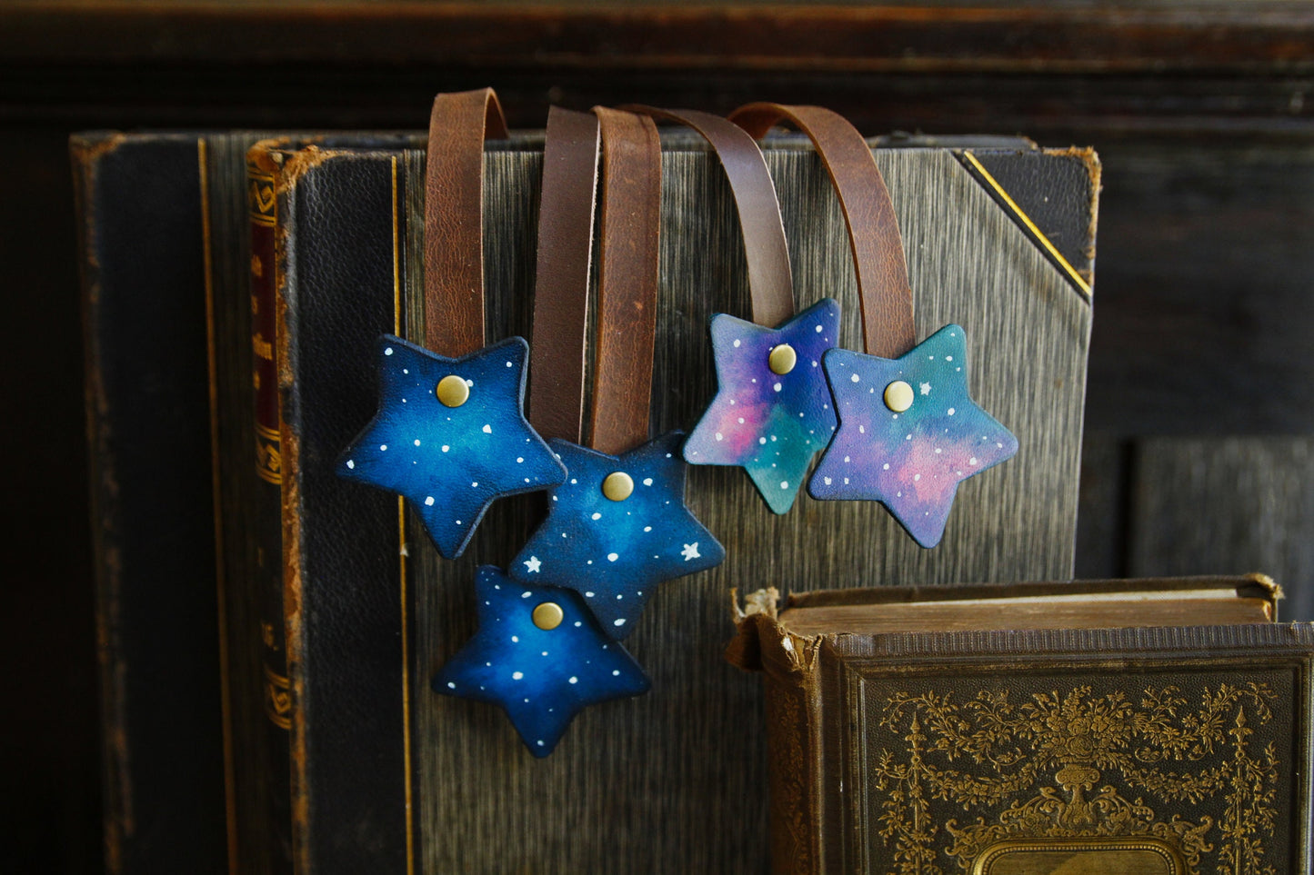 Leather bookmark/star leather bookmark/gift for bookworms/ribbon bookmark/bookmarker/gift for book lovers