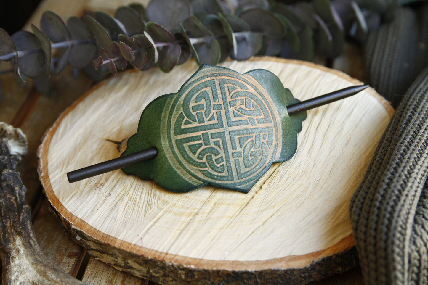 Barrette with bar, hairpin wood, celtic knot